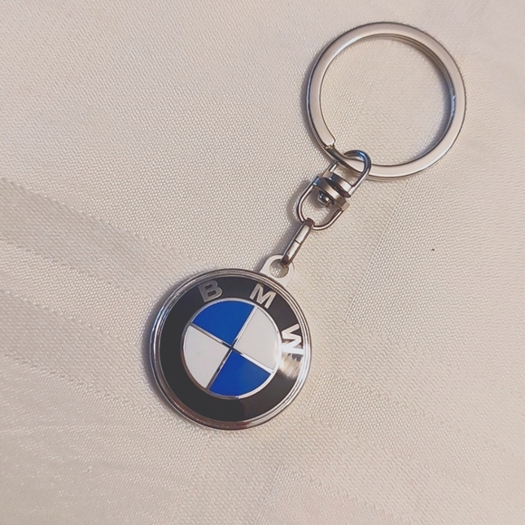 BMW Key Chain - Picture 1 of 3